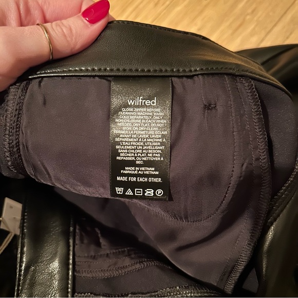 Aritzia vegan leather pants - Picture 11 of 12